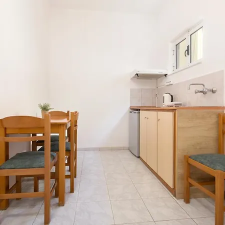 Holidays & Apartment Laganas