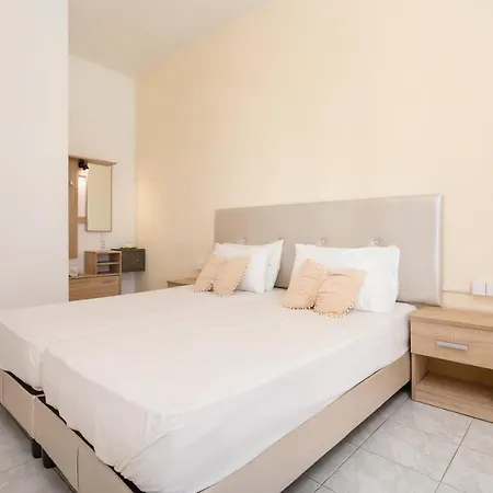 Holidays & Apartment Laganas