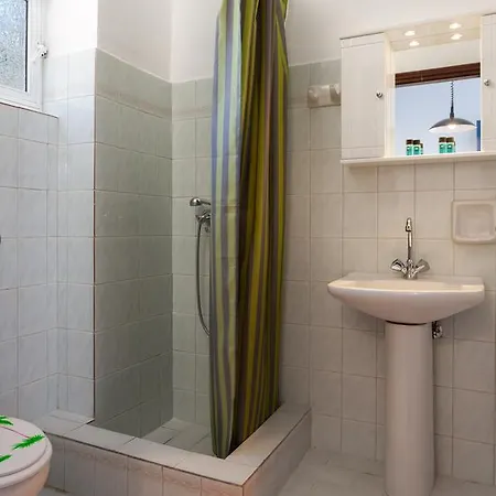 Holidays & Apartment *