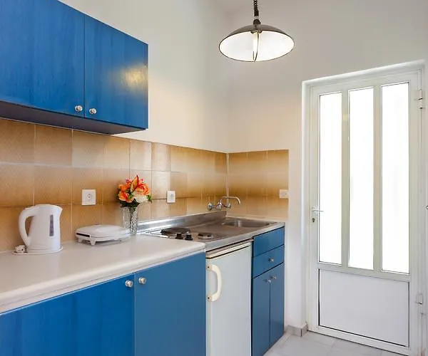 Διαμέρισμα Holidays & *