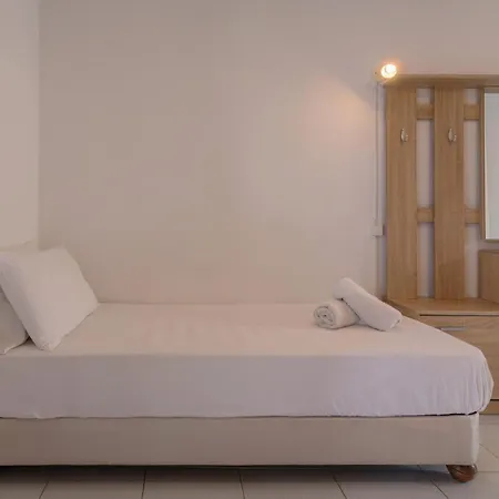 Holidays Studios&apartments