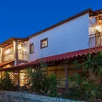 Holidays & Διαμέρισμα Λαγανάς